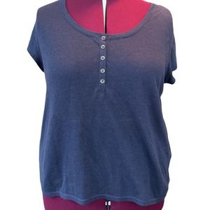 UNIVERSAL THREAD Classic Navy T-shirt with front buttons. 56% Linen - Size XXL